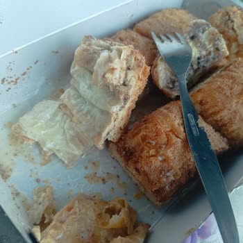 Migros MMM Mağazasından Bozuk Soğuk Baklava Satışı Ve İade Talebi