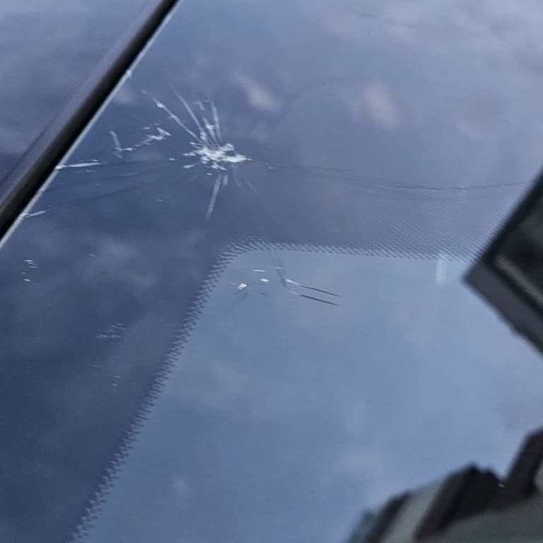 Nissan Ön Cam Değişiminde 1,5 Ay Bekleme Süresi Kabul Edilemez