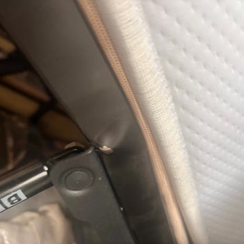 İstikbal Baza Üretim Hatası Garantili Değişim Talebi