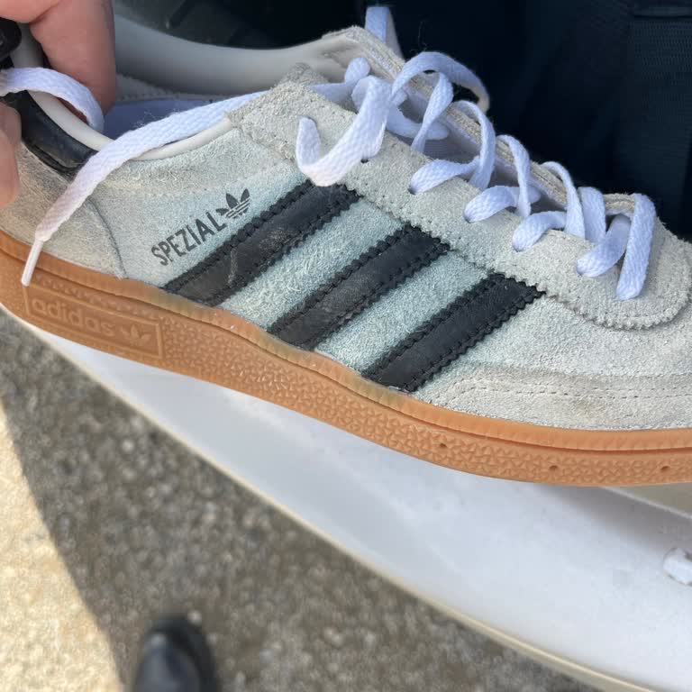 Adidas Mağazasında Garanti Kapsamında Çelişkili Fatura Ve Saygısız İletişim