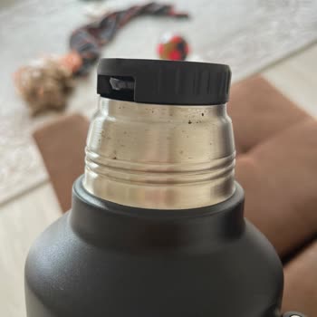 Stanley 2,5l Termosun Ağız Kısmındaki Paslanma Sorunu Ve Ürün Değişimi Talebi