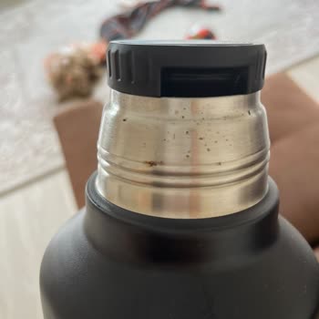 Stanley 2,5l Termosun Ağız Kısmındaki Paslanma Sorunu Ve Ürün Değişimi Talebi