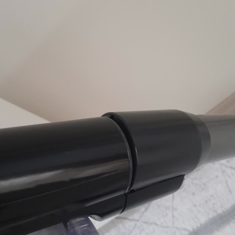 Philips 8000 Serisi Süpürge Borularının Kendiliğinden Çıkması Sorunu