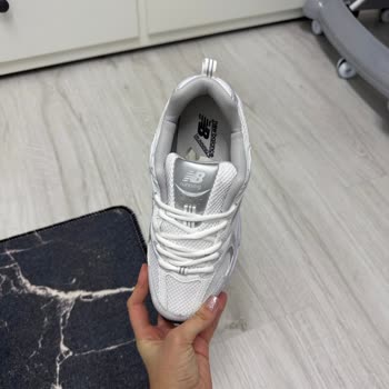 Instagram Hesabından Sahte New Balance 530 Ayakkabı Gönderimi Ve Cevapsız İade Talebi