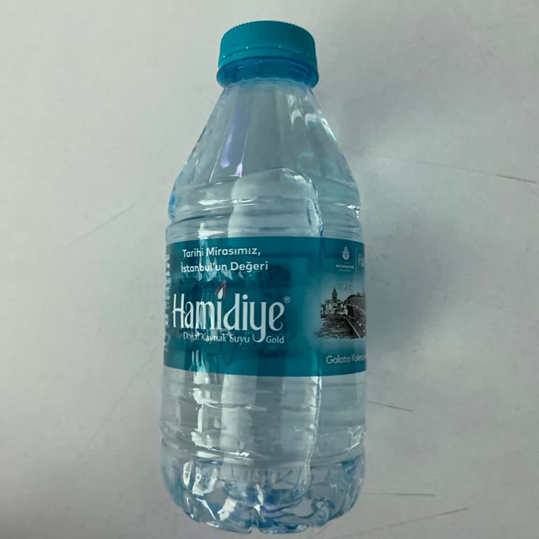 A101 Ve Hamidiye Su Şişelerinde Lağım Kokusu Ve Mide Rahatsızlığı