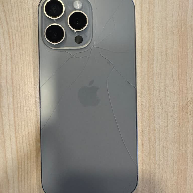 Yenilenmiş IPhone 16 Pro Max'te Orijinal Olmayan Arka Cam Ve Garanti Sürecindeki Gecikme