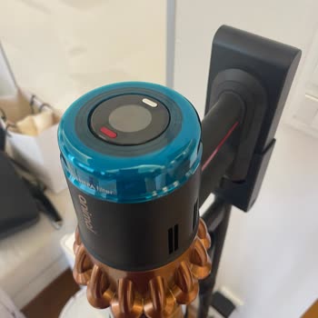 Dyson V16 Süpürge Şarj Sorunu Ve Garanti Desteği İhmal Ediliyor