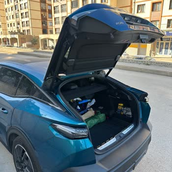 Peugeot 408 GT Bagaj Fitilindeki Pas Ve Garanti Sürecindeki Mağduriyet