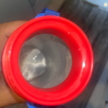 Çocuk Sağlığını Tehlikeye Atan 'Sonic' Termos Sulukta Jelatin Tabakası Soyuluyor