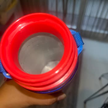 Çocuk Sağlığını Tehlikeye Atan 'Sonic' Termos Sulukta Jelatin Tabakası Soyuluyor