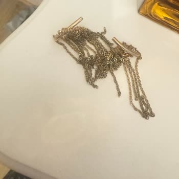 Agora İzmir Mağazasında Satın Alınan Bijuteri Küpe Kısa Sürede Karardı, Garanti Reddi Ve İade Talebi