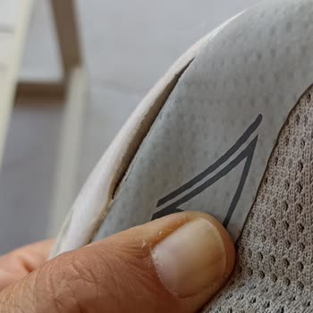 Malatya Park AVM FLO Şubesinde Kinetix Spor Ayakkabının Burun Kısmındaki Açılma Ve Değişim Talebi