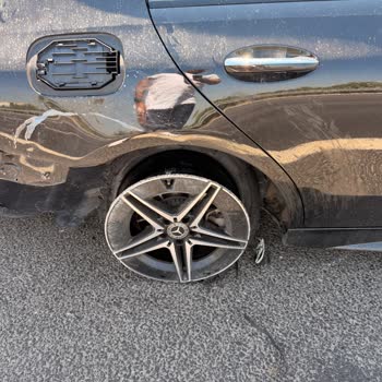 Mercedes Servis Teslim Gecikmesi Ve Hava Yastığı Açılmama Sorunu