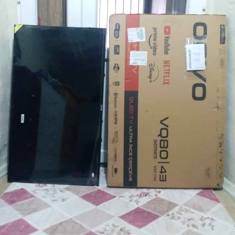 Vatan Bilgisayar’dan Gelen Onvo QLED Televizyonun Kırık Ekranı Ve Değişim Talebi