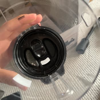 Dyson V16 Süpürge Bakım Sonrası Artan Soyulma Ve Çizik Şikayeti