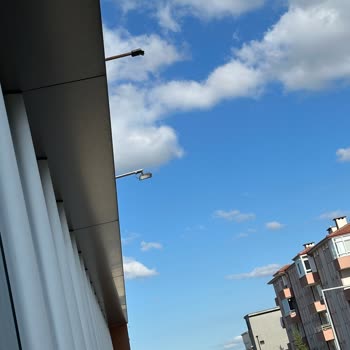 Horoz Elektrik Solar Projektörlerinde Plastik Gövde Kopması Ve Güvenlik Tehdidi