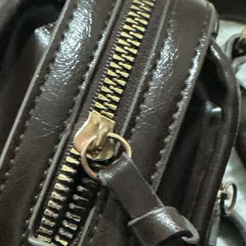 Stradivarius Çantada Kısa Sürede Renk Solması, Paslanma Ve Kumaş Yırtıkları