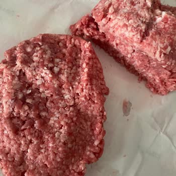 Köfteci Yusuf’tan Bozulmuş Dana Kıyma Teslimatı