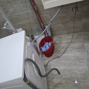 Haier Çamaşır Makinesinin Aşırı Gürültülü Ve Yerinden Çıkan Arızası İçin Kalıcı Çözüm Talebi