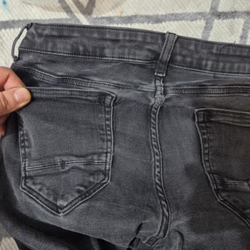 DeFacto’da Arka Cep Dikiş Hataları Ürün Değişimi Ve İade Talebi