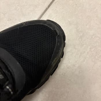 Skechers Ayakkabısının 2 Ay İçinde Taban Açılmaları Ve Kullanıcı Hatası İddiası