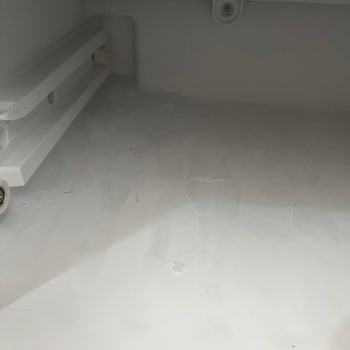 Arçelik Buzdolabında Sürekli Buzlanma Ve Çözülmeyen Arıza Nedeniyle Ürün Değişimi Talebi