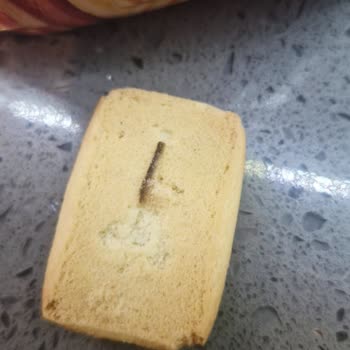 Eti Cici Bebe Bisküvisinde Yabancı Madde Bulunması Ve Kalite Kontrol Talebi