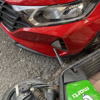 Martı Scooter Aracımın Tampon Ve Farına Çarptı Hasar Ve Müşteri Hizmetlerine Ulaşamama Sorunu