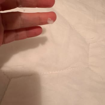 Bella Maison Maltepe Piazza'dan Alınan Yün Ve Bambu Yorganlarda Koku Ve Kalite Sorunu