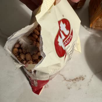 Tat Barbunya Paketinden Çıkan Kuş Tüyü Sağlık Güvenini Sarsıyor