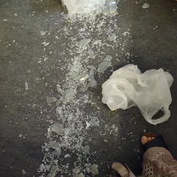 Vestel Buzdolabı Sebzelik Camının Kendiliğinden Kırılması Ve Garanti Talebi