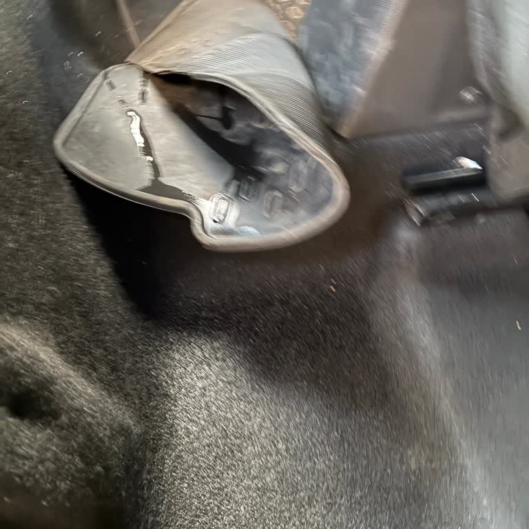 Yeni Dacia Sandero’da Yağmurda Su Girişi Ve Ücretsiz Onarım Talebi