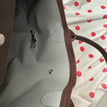 Orijinal Olduğu İddia Edilen Longchamp Çanta Gerçekliği Ve Fatura Eksikliği Şikayeti
