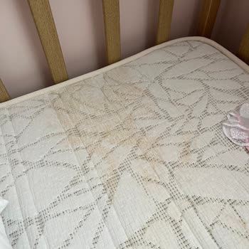 Bamboo Yatakta Erken Sararma Ve Lekeler, Ücretsiz Değişim Talebi