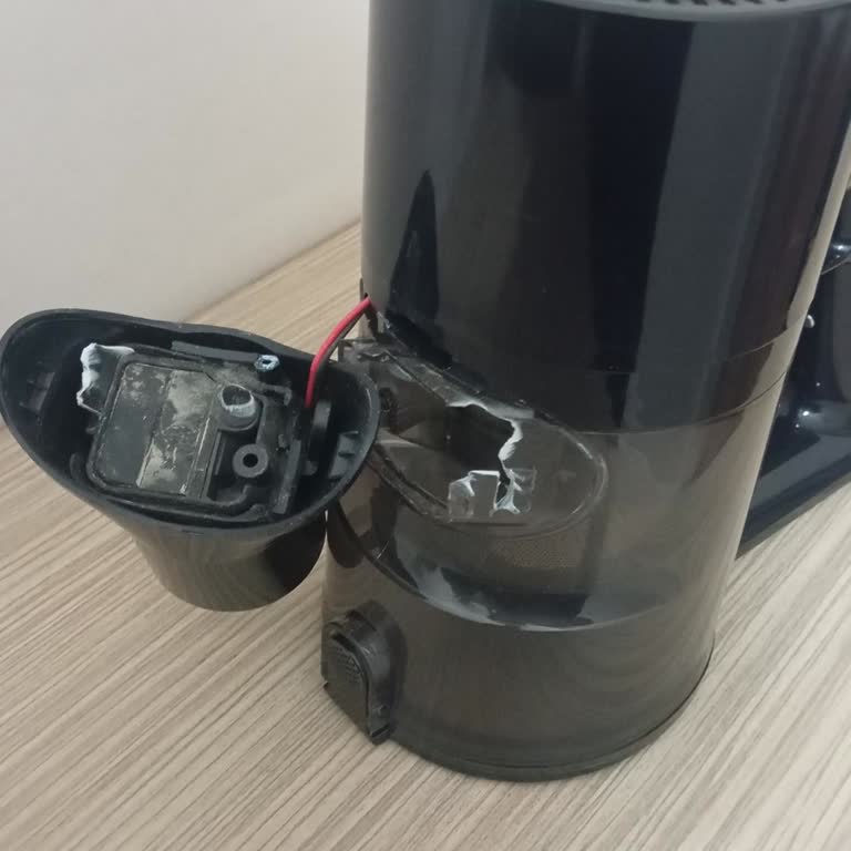 Sinbo Dik Şarjlı Süpürgenin Ayıplı Olması Ve Aşırı Tamir Ücretleri