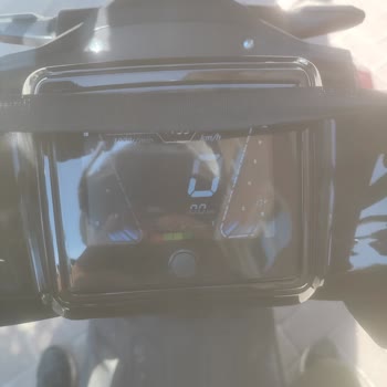 Bolu Servisinin İlgisiz Tutumu, Motosiklet KM Göstergesi Ve Far Arızası