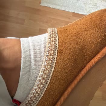 Sneaksnet’te Geciken Teslimat, Yanlış Renk Ugg Ayakkabı Ve Eksik Tayt