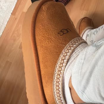 Sneaksnet’te Geciken Teslimat, Yanlış Renk Ugg Ayakkabı Ve Eksik Tayt