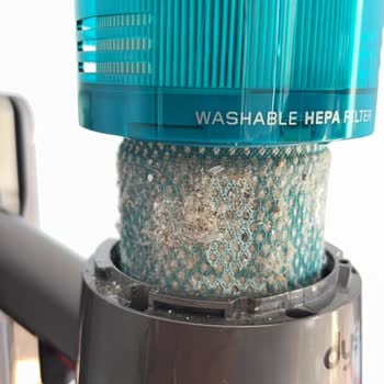 Dyson V15 Süpürgede Tekrarlayan Çekim Gücü Düşüşü Ve HEPA Filtre Sorunları Tam Değişim Talebi