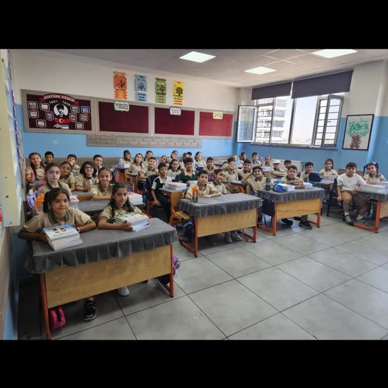Kış Saati Uygulamasının Olmaması Ve Kalabalık Sınıflar Çocukları Zor Duruma Sokuyor