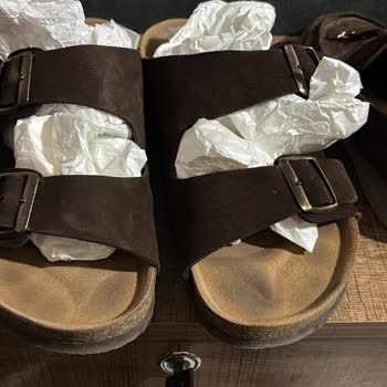 Elle Shoes Deri Terlik Üst Kısmı Çökmesi Ve Ücret İadesi Talebi