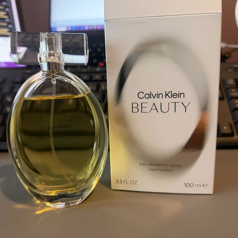 Watsons'tan Calvin Klein Beauty Parfümü Jelatinsiz Ve Eksik Geldi