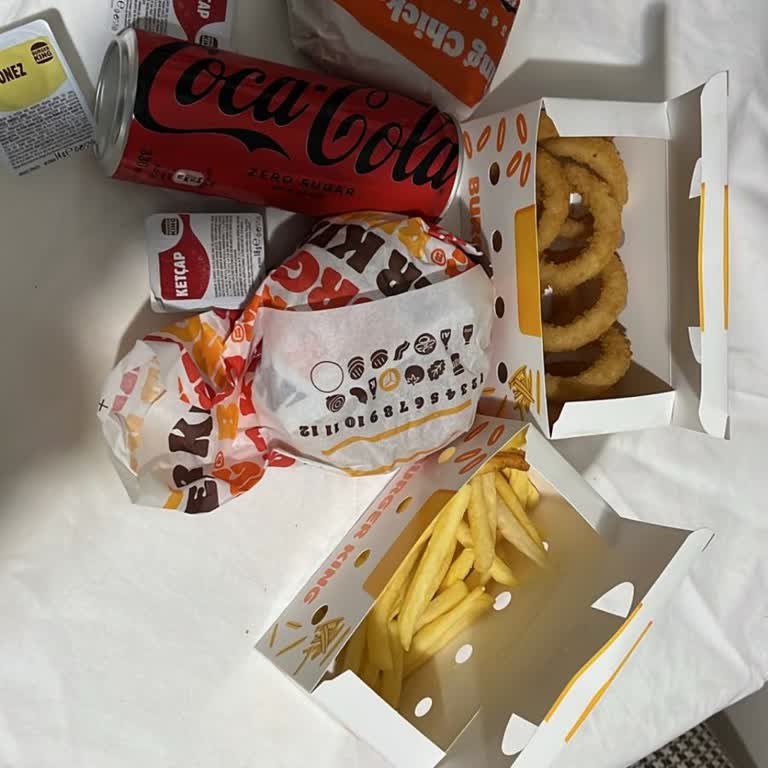 Burger King Siparişinde Yanlış İçecek Ve Az Patates İçin Telafi Talebi