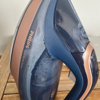 Philips Azur 8000 Ütüde Sürekli Su Sızıntısı Ve Kalitesiz Tamir Sonrası Değişim Talebi