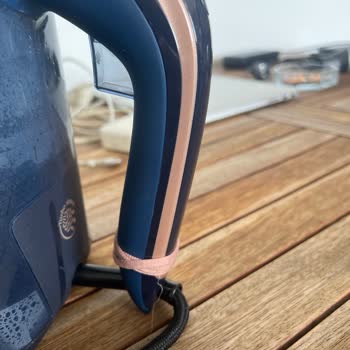 Philips Azur 8000 Ütüde Sürekli Su Sızıntısı Ve Kalitesiz Tamir Sonrası Değişim Talebi