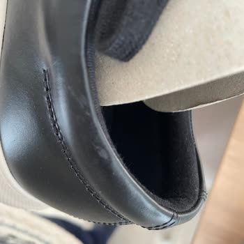 Gant Erkek Sneaker’da Üretim Hatası Ve Kargo Ücretinin Müşteri Üzerine Yüklenmesi