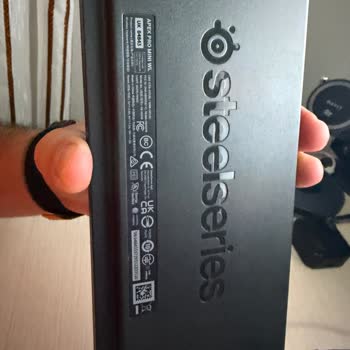 Trendyol'dan Satın Alınan SteelSeries Klavyenin Pil Şişmesi Ve Destek Eksikliği