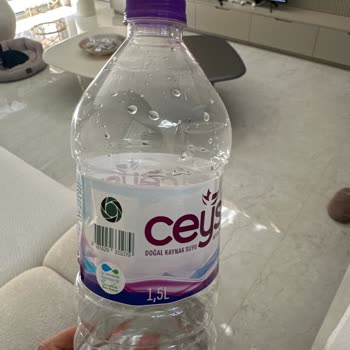 Ceysu Su Şişelerinde Kötü Koku Ve Sağlık Sorunları Nedeniyle Acil Geri Çağırma Talebi