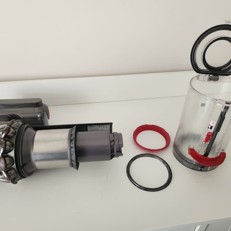 Dyson V11 Toz Haznesi Contası Çıktı: Kronik Tasarım Hatası Ve Ücretsiz Parça Değişimi Talebi