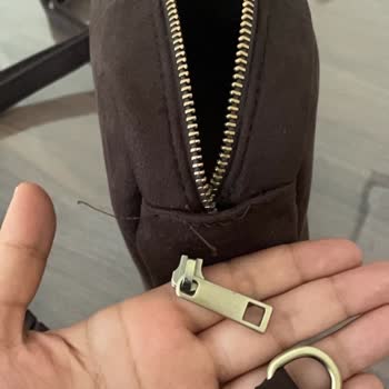 Mavi Mağazasından Alınan Çanta Metal Aksamı Kırıldı, Kısa Sürede Parçalandı